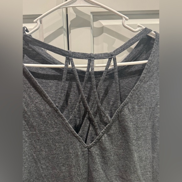 Maurices Gray Sleeveless Muscle Tee Relaxed Fit - Picture 3 of 3